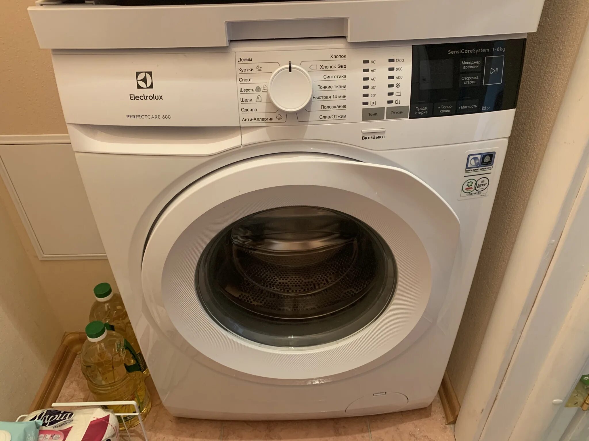 Electrolux ew6f4r28wu. Стиральная машина Электролюкс ew6f4r28wu. Стиральная машина Electrolux ew6f4r08wu. Стиральная машина Электролюкс 6 кг. Стиральная машинка на 8 килограмм