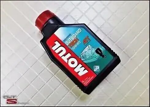 Motul 4t для лодочных моторов. Motul marine 4t. Масло моторное 10w30 5л, 4t outboard tech. Suzuki marine. Motul marine 4t.