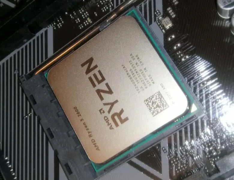 Amd ryzen 5 2600 цена. Проц АМД 5 2600. Процессор Ryazan 5 2600. AMD Ryzen 5 Pinnacle Ridge 2600. Yd2600bbm6iaf.