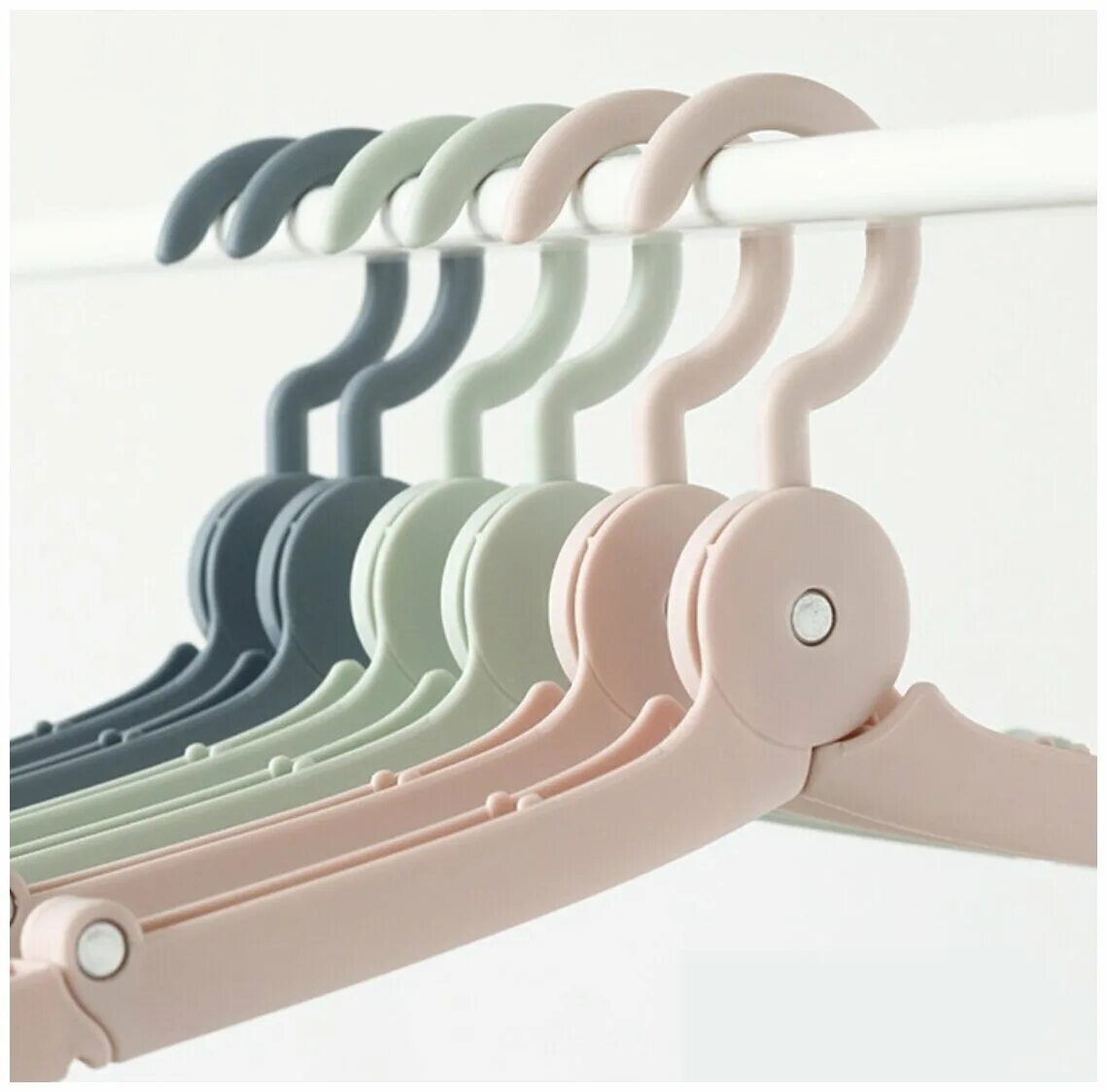 вешалка для одежды. вешалка-органайзер для экономии места в шкафу rotate anti-skid folding hanger. складная вешалка. раскладные плечики для одежды. многофункциональная вешалка для одежды.