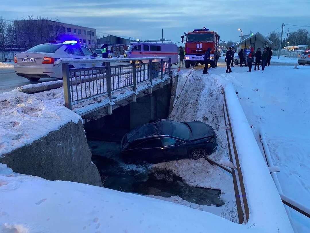 23 декабря 13 года. 23 декабря дтп альметьевск. авария в альметьевске 23 декабря 2021 года.