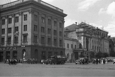 В 1939 году в доме