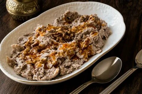 Как называется курица с грецкими орехами