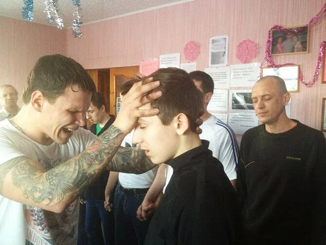 Сайты сект. Религиозные сектанты. деструктивные секты. секты реабилитационные центры. секта исход.