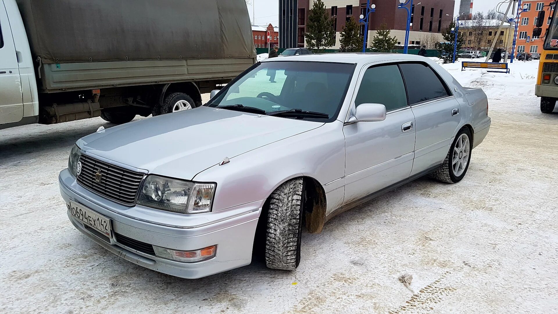 Продажа тойота краун. Toyota Crown s150. Toyota Crown 151. Краун 151 кузов. Toyota Crown 1998 s150.