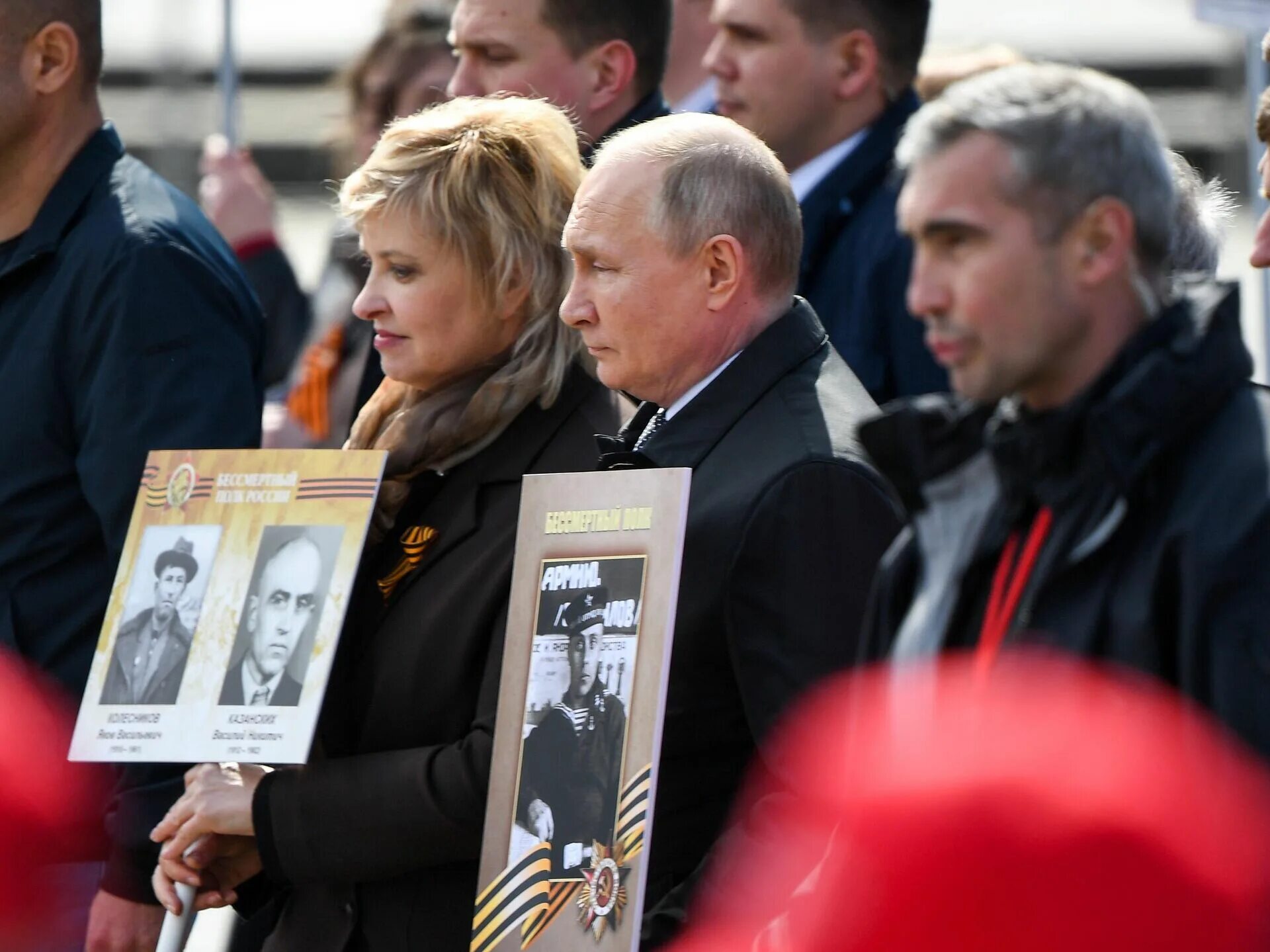 Безумный макс дорога ярости. Хью кияс-бёрн безумный макс дорога ярости. Кортни итон безумный макс. Жена бессмертного. Безумный макс несмертного джо.