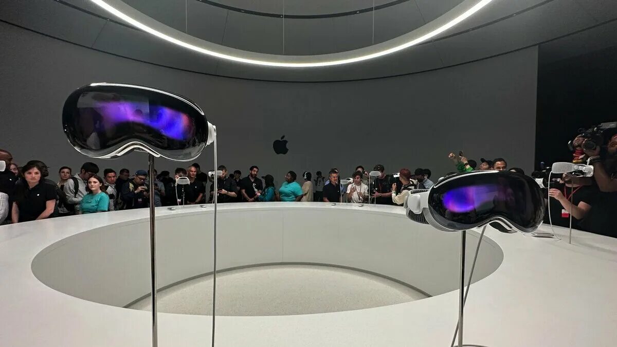 Апл визион. Apple vision pro 2025. apple vision pro 2025. apple vision pro комплект. апл вижин про.