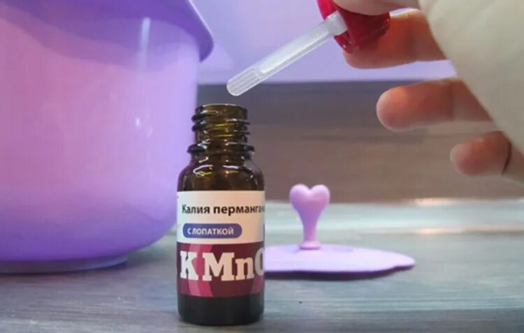 Марганцовка в наркотиках. Марганцовка концентрированная. Раствор марганцовки для промывания желудка при отравлении. Раствор марганцовки для промывания желудка при отравлении. Раствор калия перманганат для промывания желудка при отравлении.