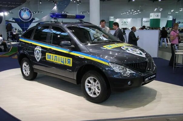 Avto net. SSANGYONG Actyon полиция. ССАНГЙОНГ Актион полиция Украина. Полиция Украины автомобили. Украинская полиция машины.