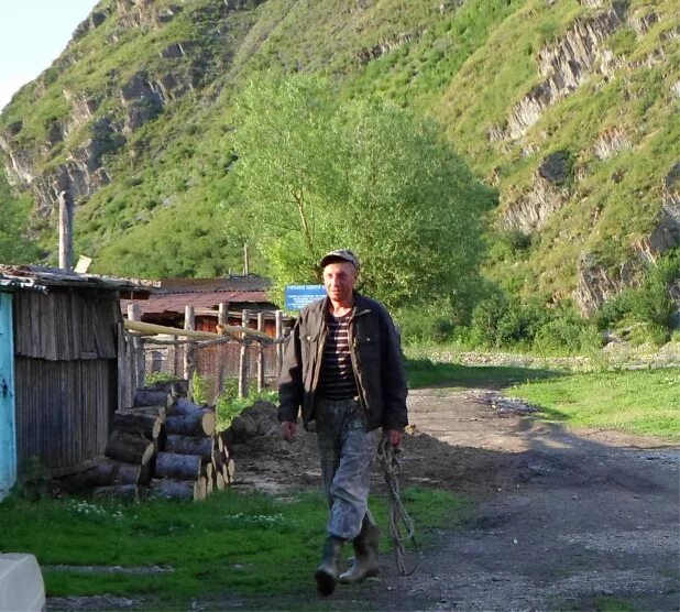 Погода тулата чарышский район алтайский. Село Тулата Чарышский район. Село Тулата Алтайский край. Красный Партизан Чарышский район турбаза. Маяк Чарышский район.