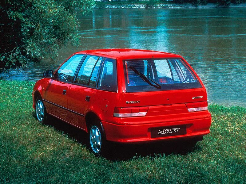 Сузуки свифт поколения. Suzuki Swift 2. Suzuki Swift II 1995. Сузуки Свифт 1 поколение. Сузуки Свифт 1995.