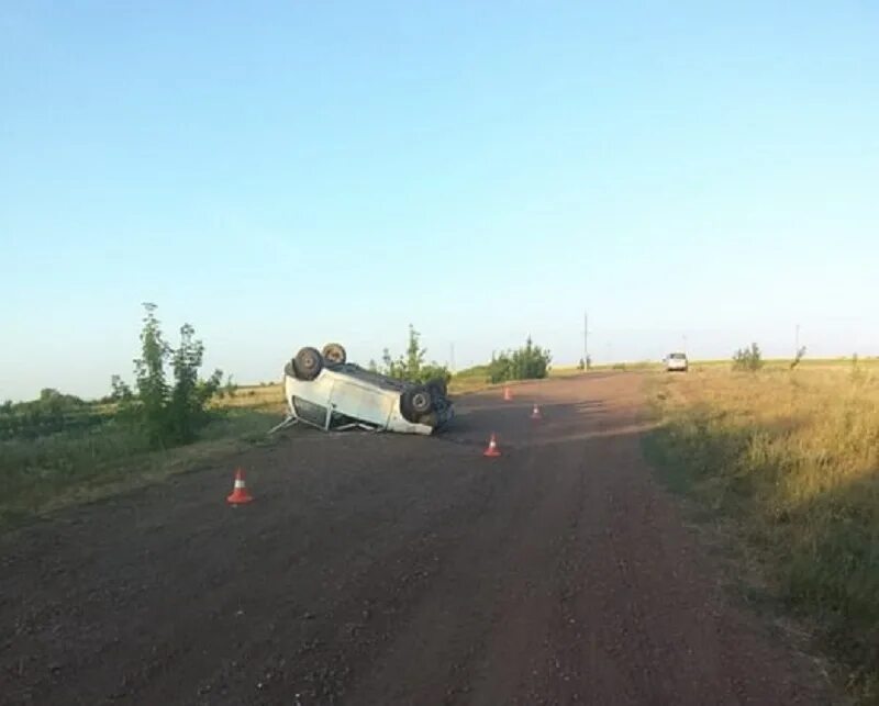 Бугульма бузулук. ДТП на трассе Бузулук Бугуруслан. ДТП Бугуруслан Бузулук. Авария на трассе Бугуруслан Бузулук. ДТП на Бугуруслан авария трассе Бузулук.