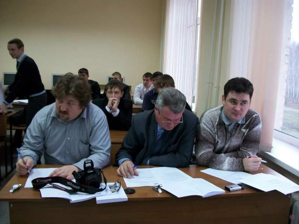 преподаватели физики угату. уфимский государственный авиационный университет логотип. угату кафедры. угату кафедры. факультеты угату.