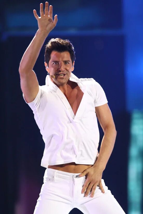 певец sakis rouvas. греческий певец сакис рувас. греческий певец рувас. сакис рувас в молодости. греческие песни сакиса руваса.