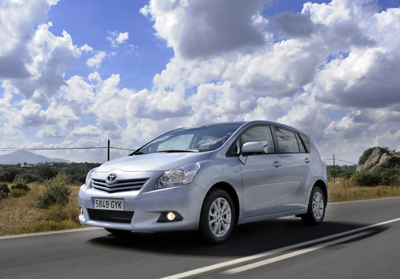 Toyota Verso 2011. Toyota Corolla Verso 2011. Тойота Королла версо 2010. Тойота версо 2009. Toyota space