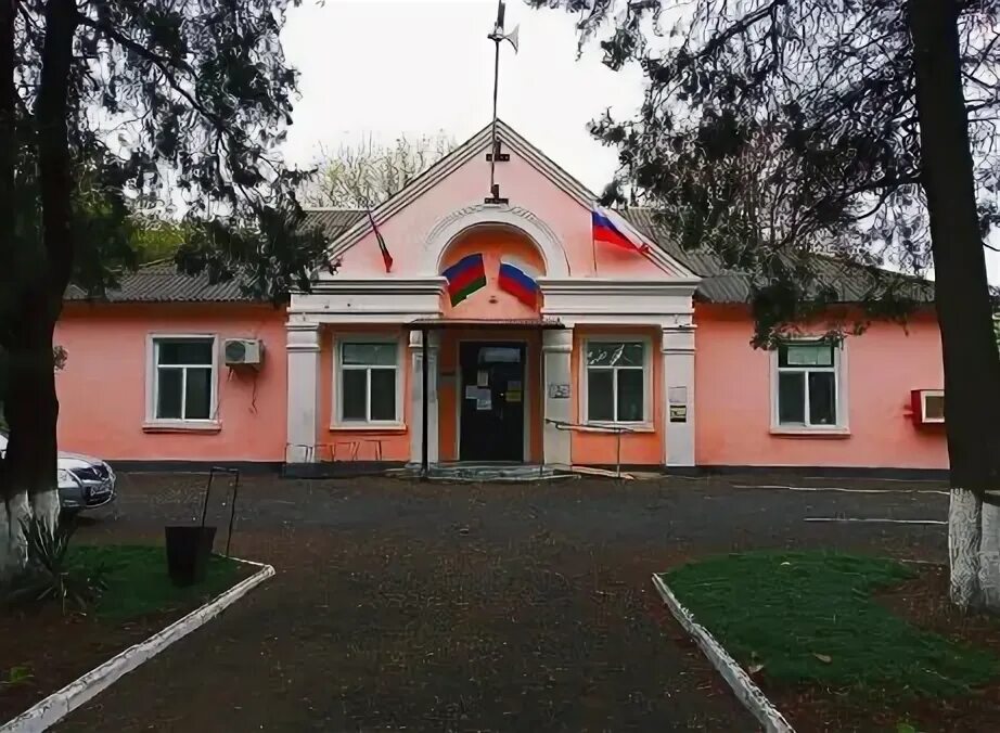 Гулькевичский комсомольский поселок. Гулькевичи пионерская 102. Пос комсомольский краснодарский край. Гулькевичский комсомольский поселок. Посёлок комсомольский краснодарский край.