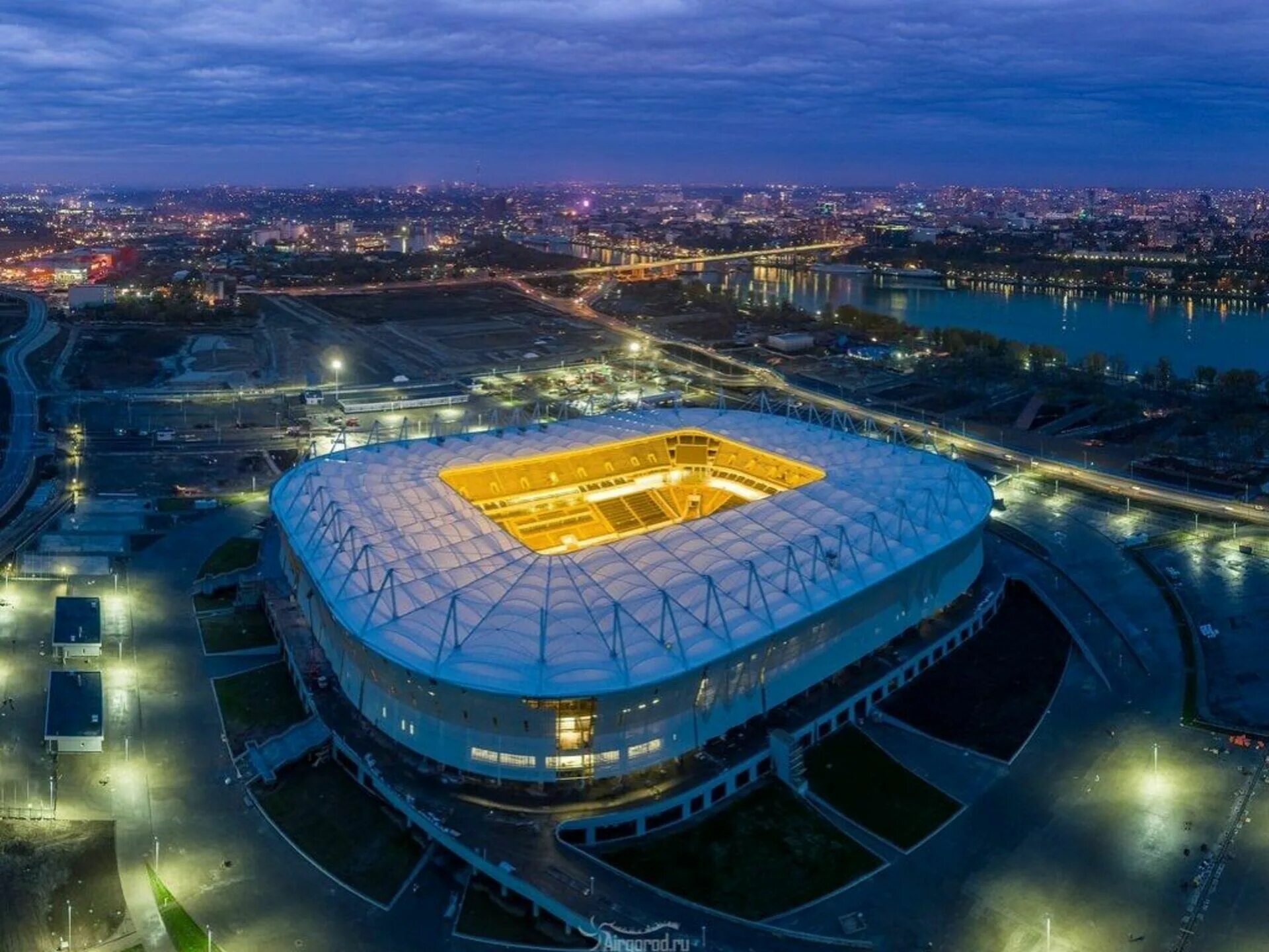 Стадион вакансии москва. Стадион Ростов Арена. Стадион ФК Ростов Арена. Ростов Арена Ростов-на-Дону. Ростов-на-Дону стадион Ростов.