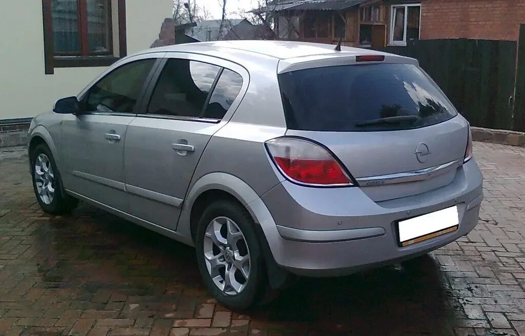 Opel astra h gtc 1. Opel astra 2006 хэтчбек. Опель астра 2006 седан. Опель astra 2006. Opel astra 2006.