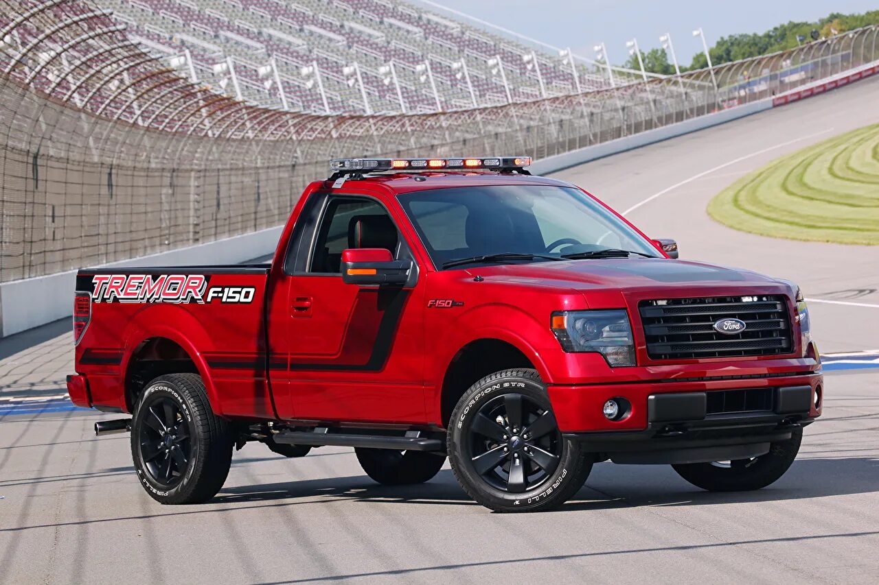 Какие есть пикапы. Ford f150 красный. Ford 150 Truck. Машина Форд ф 150. Ford f-150 Red.