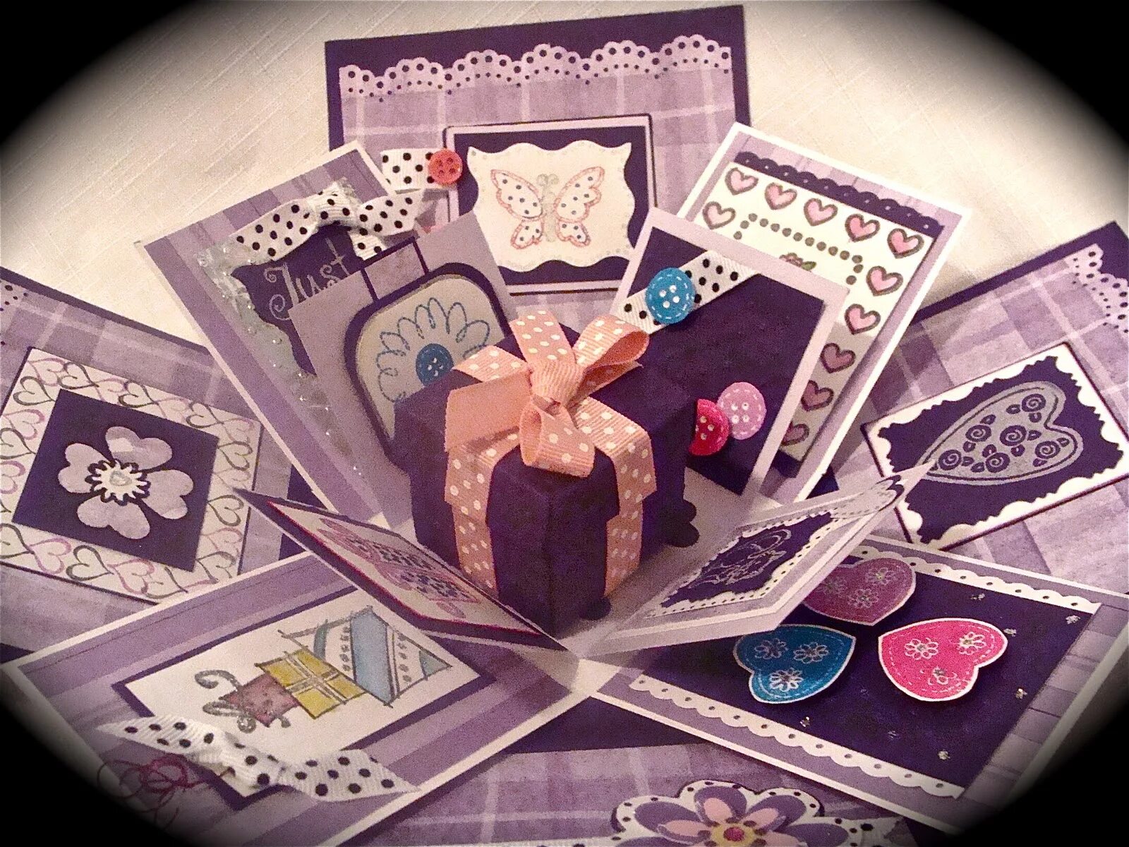 свадебная коробочка с сюрпризом. раскрывающаяся коробка для подарка. коробочка с сюрпризом. коробочка с пожеланиями. мэджик бокс шестигранный.