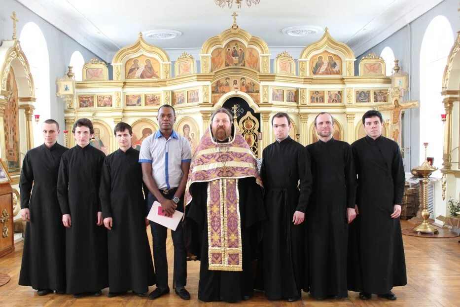 белгородский духовный семинарий. белгород храм духовная семинария. клавдия съедина духовная семинария белгород. белгород семинария духовная семинария. белгородская духовная семинария ректор.