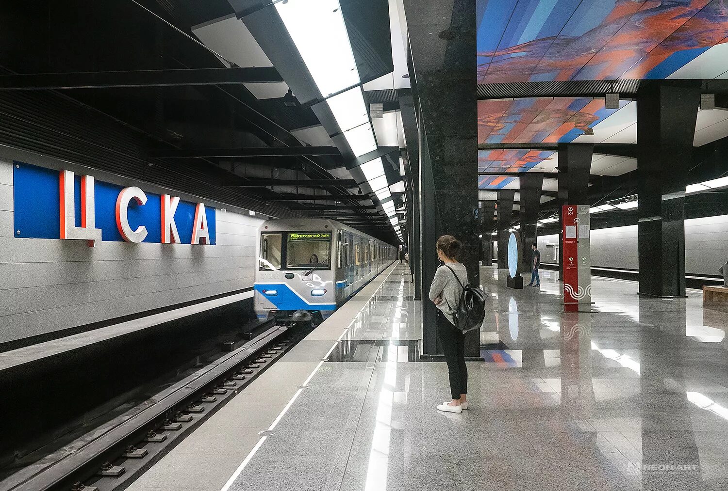 Станция метро цска. Станция цска московского метрополитена. станция метро цска платформа. станция цска москва.