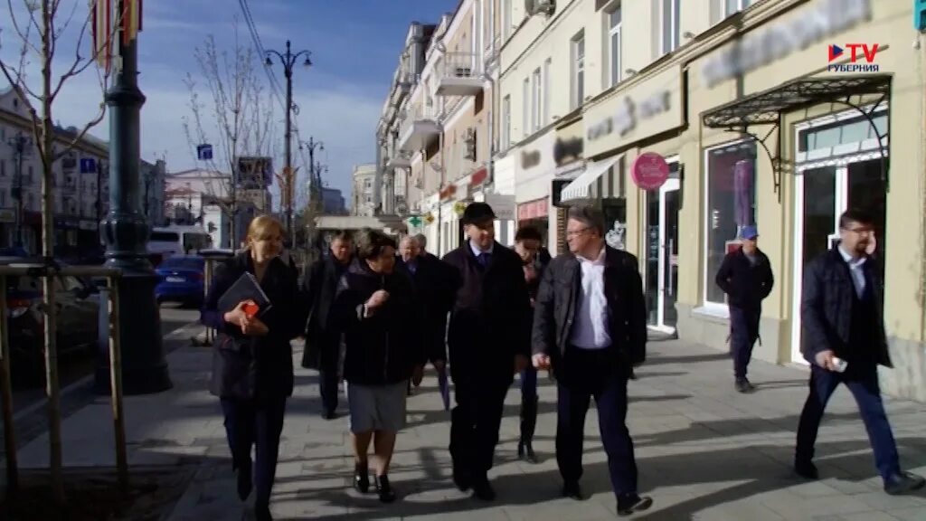 5 мая главное. 1 Мая в городе. Улица первое мая. Воронеж революции. Главная улица Воронежа с кафе и ресторанами.