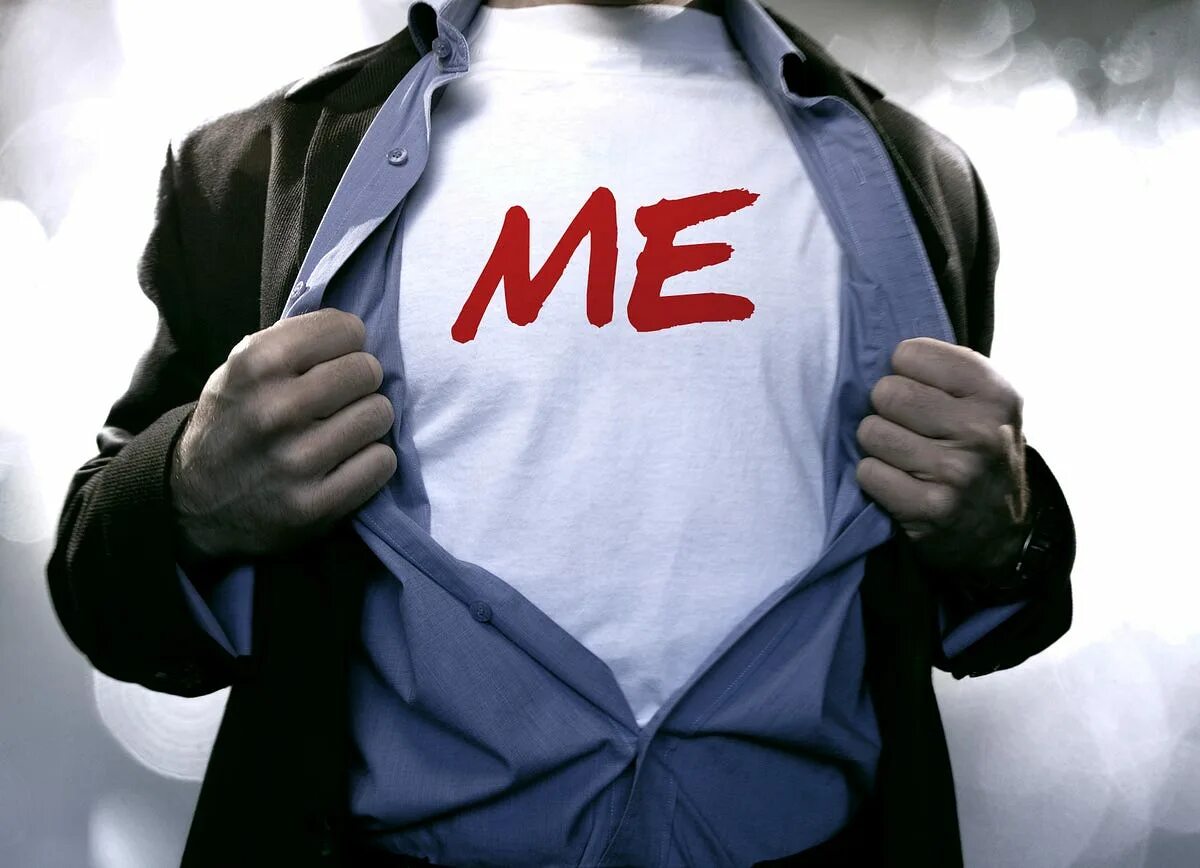 Современный офис с людьми. Is my company. My company. Деловое совещание. Mycompany.