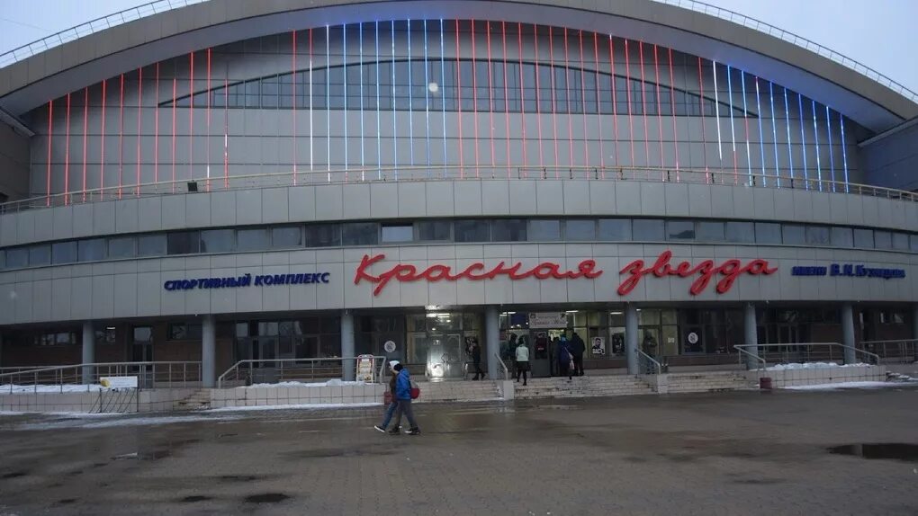 Стадион звезда санкт-петербург. Буревестник новокузнецк регби. Фк красная звезда омск ссср. 2 февраля красная звезда омск. Стадион красная звезда чусовой.