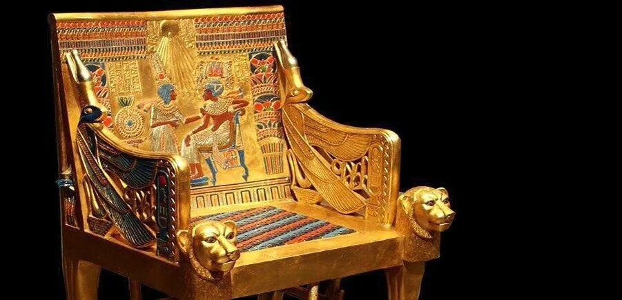 Трон фараона тутанхамона. Золотой трон Тутанхамона. Древний Египет золотой трон Тутанхамона. Трон из гробницы Тутанхамона. Стул трон Тутанхамона Каирский музей.