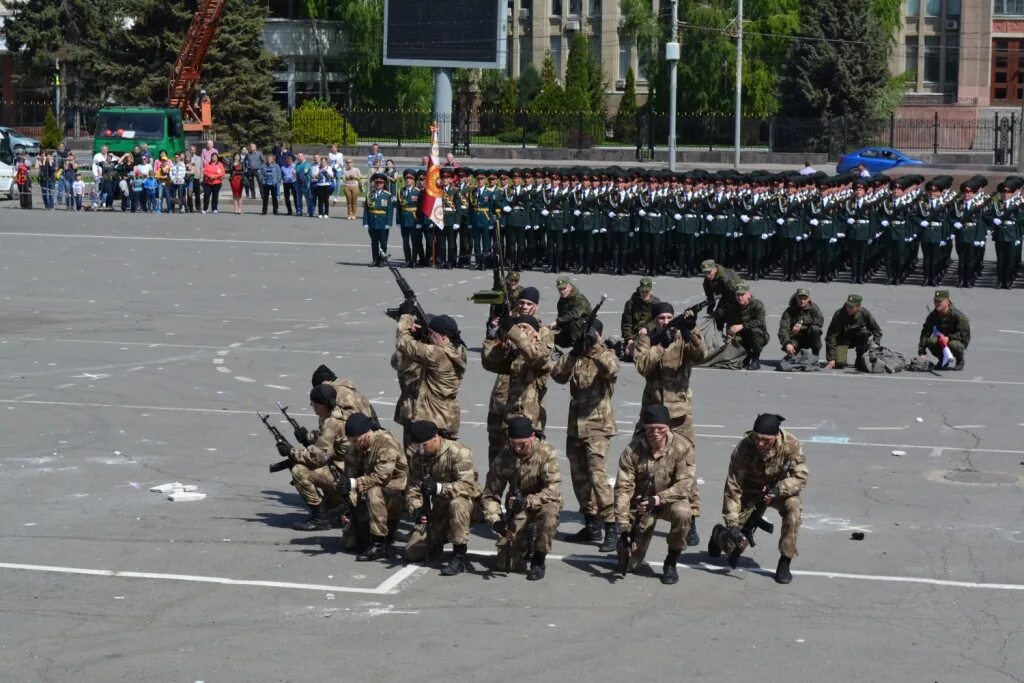 Парад в рязани. Кадеты участники парада на 9 мая в уфе. Парад победы 2022 дворцовая площадь. Парад победы 2023 в рязани. Парад победы в хабаровске.