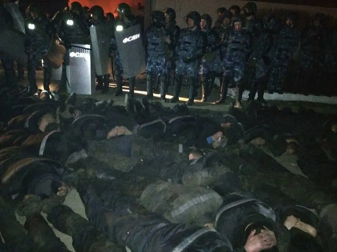 Колонии 2020. Бунт в ик 15 ангарск. ик-14 ангарск бунт. иркутск бунт ик_15. бунт ик 15 ангарск 10.04.2020.