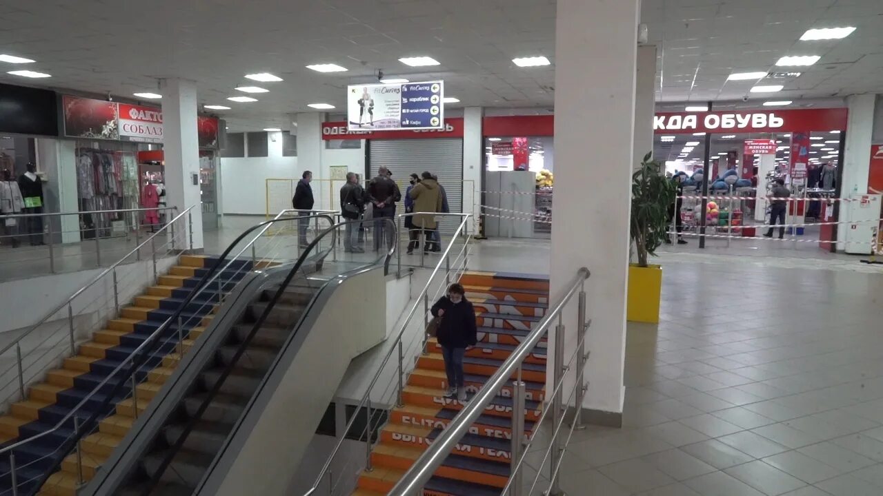 Работа в тц тула. Демидовский торговый центр тула. тц пролетарский тула. магазины в демидовском тула. тц тульский магазины.