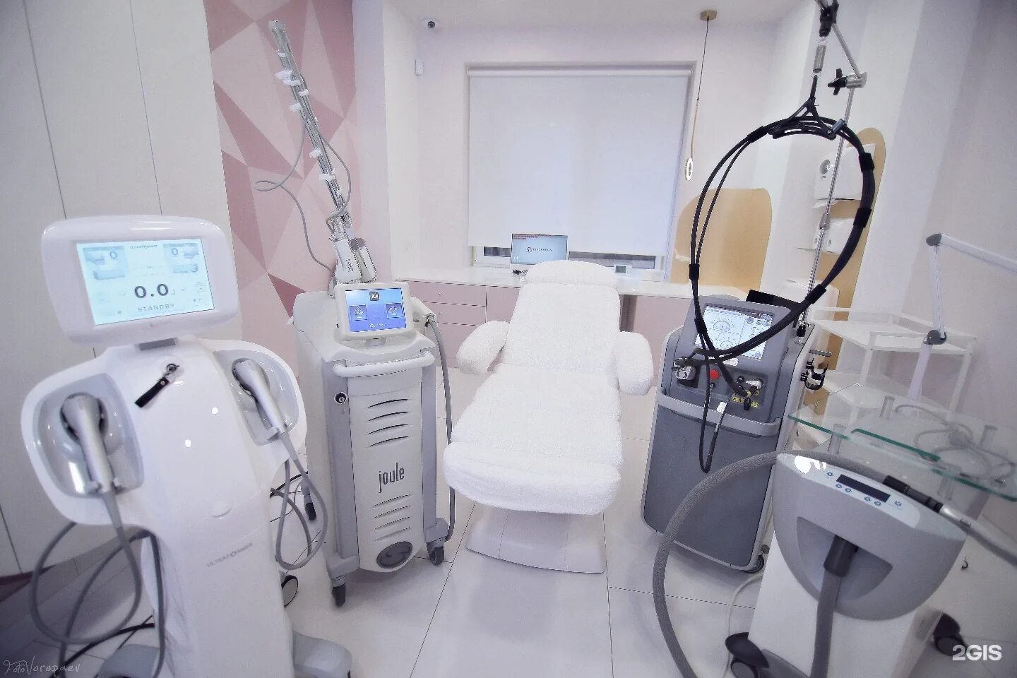 Клиник парк смоленск. Park clinic. See beauty clinic москва. Park clinic. Park clinic.
