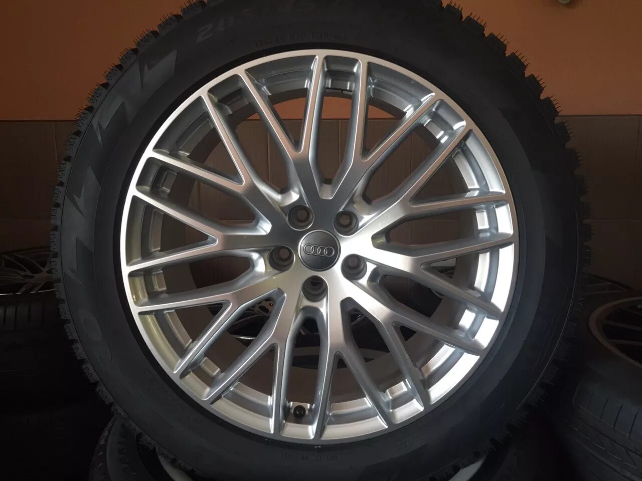 (4m0071491lt7). Audi q5 диски r21. диски audi q7 r21. диски audi r21 s line audi q7. диски ауди q7 реплика.