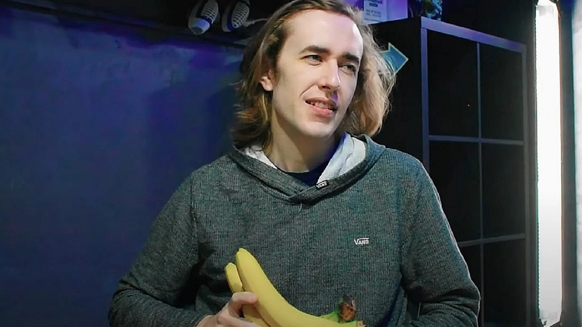 Валентинки на 14 февраля дота. Quinn dotabuff. Ccnc quinn. Интервью киберспортсмена. Кевин каллахан дота.