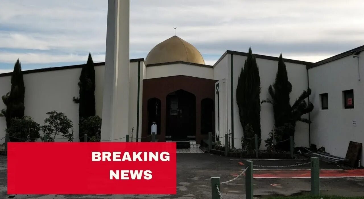 Зеландии мечеть. Мечетях крайстчерча. Мечеть аль нур крайстчерч после теракта. Christchurch mosque. Зеландии мечеть.