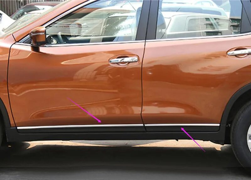 Двери ниссан х трейл т32. Молдинги на двери nissan x-trail t32. молдинги на двери ниссан х-трейл т32. накладки на двери x-trail t32. хром молдинги на х трейл 32.