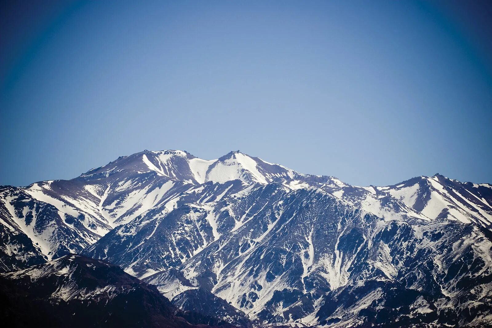 Гималаи аппалачи анды. Mount Aconcagua. Aconcagua Peak. Самая высокая гора в Аргентине и ее высота. Аргентина горы и высота.