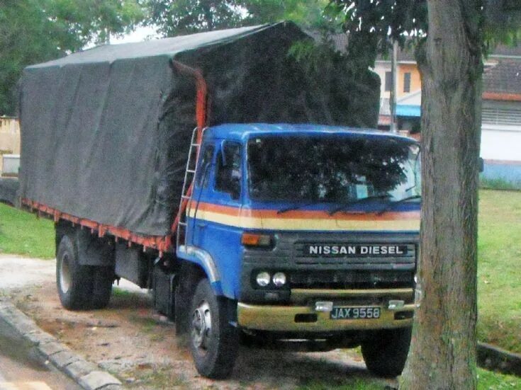 Ниссан дизель кондор 1987. Nissan ud trucks. Ниссан дизель 5т. Nissan diesel condor 1995. Ниссан дизель кондор рефрижератор.