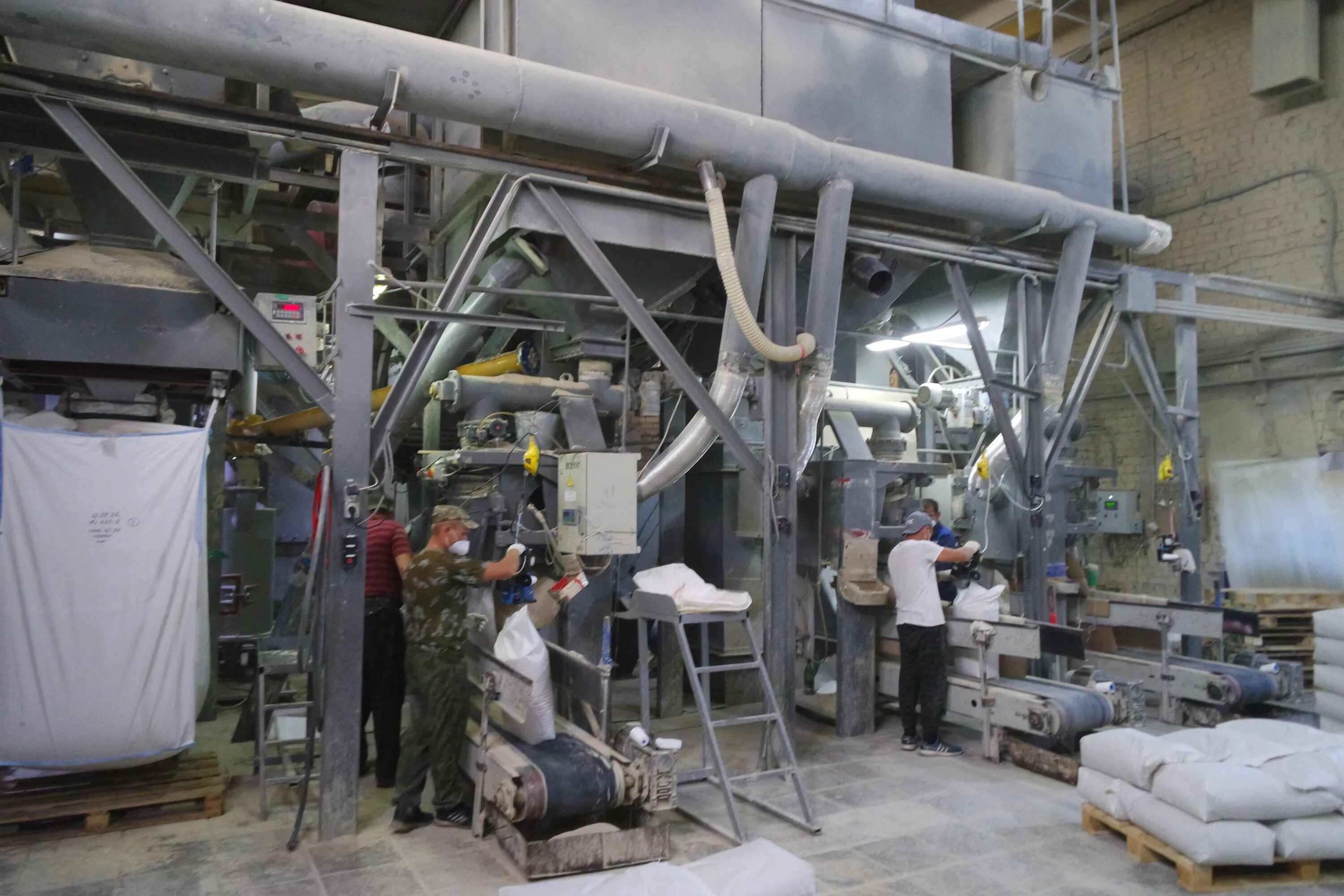 завод лмз лысьва. кабельный завод в таджикистане. кабельный завод макеевка. том завод. новомосковский кабельный завод.