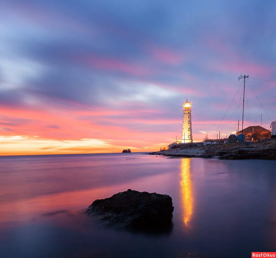тарханкутский маяк в крыму. тарханкутский маяк. мыс тарханкут маяк. тарханкутский маяк. тарханкутский маяк.