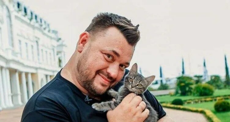 Сергей Жуков опубликовал редкие снимки с семьей - Новости Русского Радио Москва 