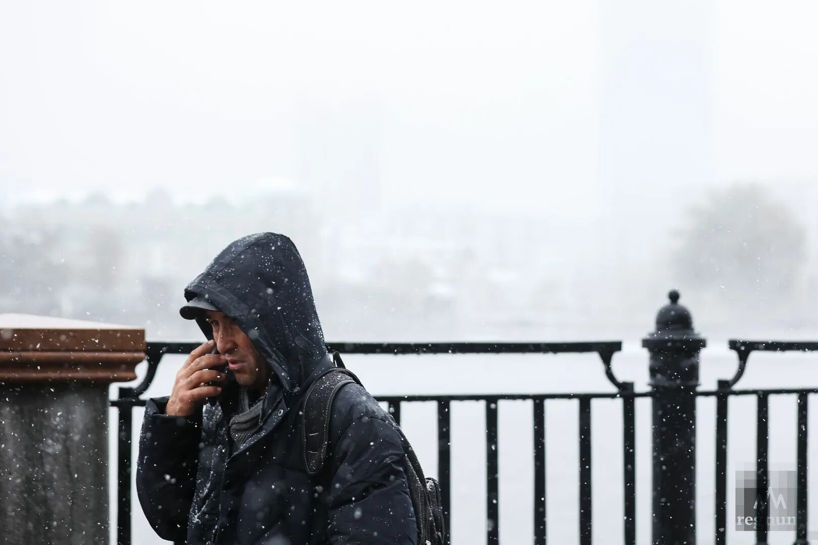 Екатеринбург снег 2023. Снегопад в екатеринбурге. Екатеринбург снег 2023. Екатеринбург снег 2023. Екатеринбург снег 2023.