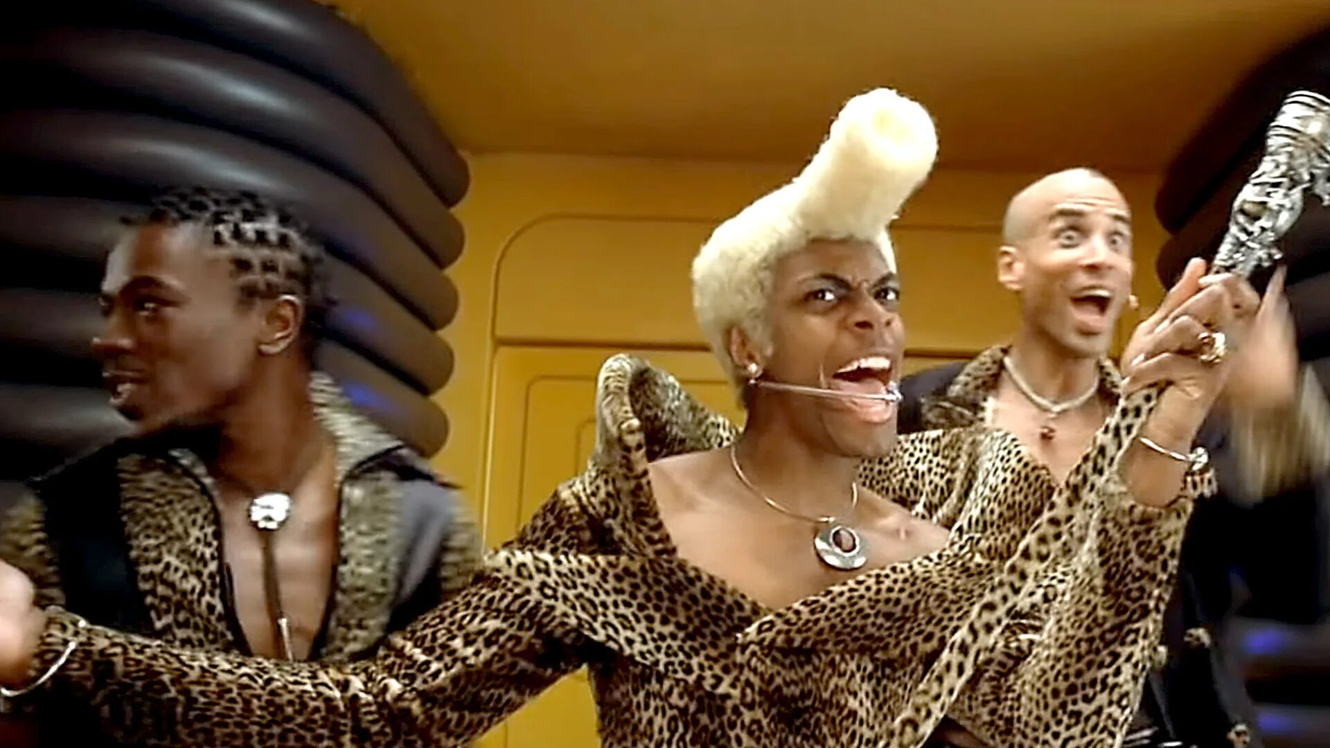 5 элемент черный. 5 элемент черный. Пятый элемент ведущий руби род. Пятый элемент руби род. 5 элемент черный.