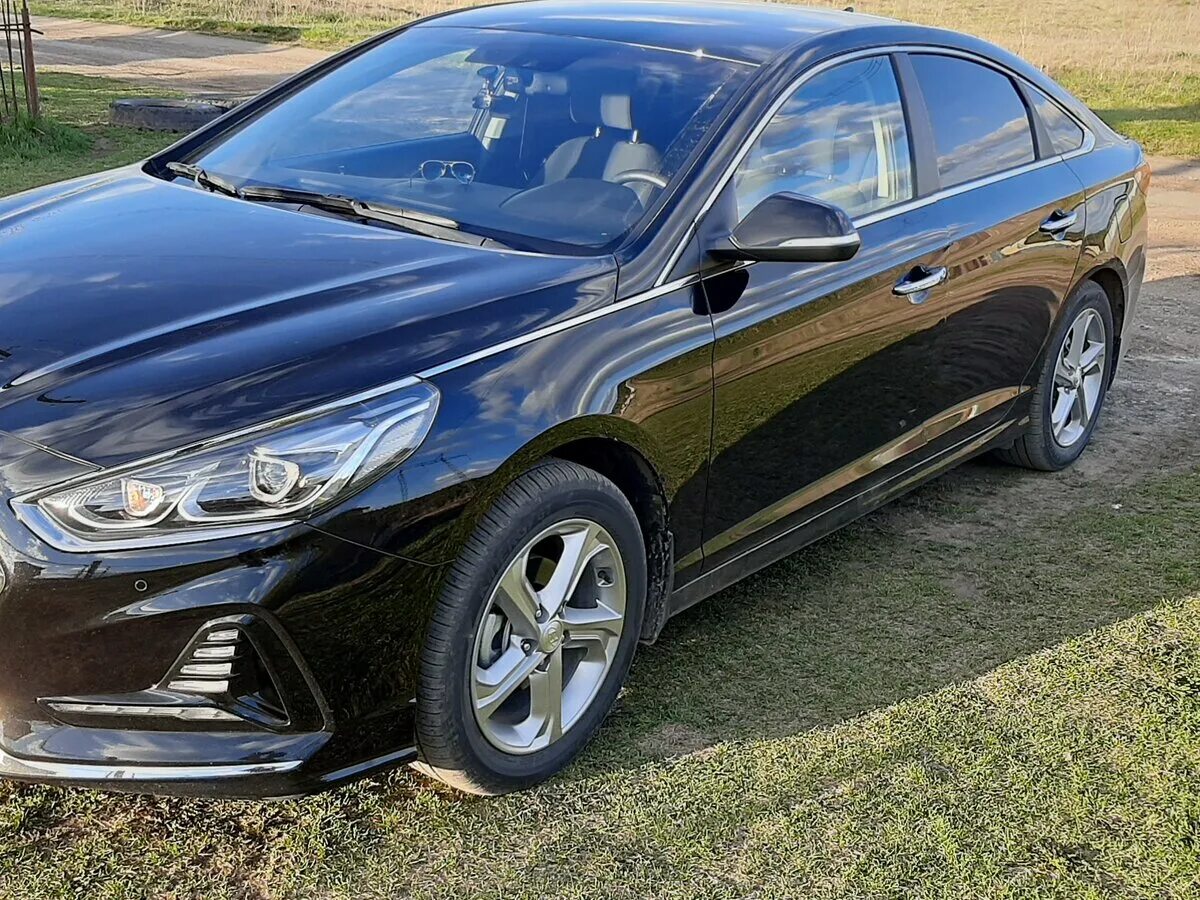 Hyundai sonata 2. Hyundai sonata 2. хендай соната серая. соната 6 2. Hyundai sonata 2017 black.