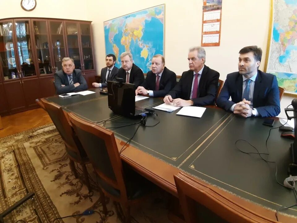 Комитете по внешним связям (квс). Председатель комитета внешних связей. Председатель комитета внешних связей. Председатель комитета внешних связей. Председатель комитета внешних связей.