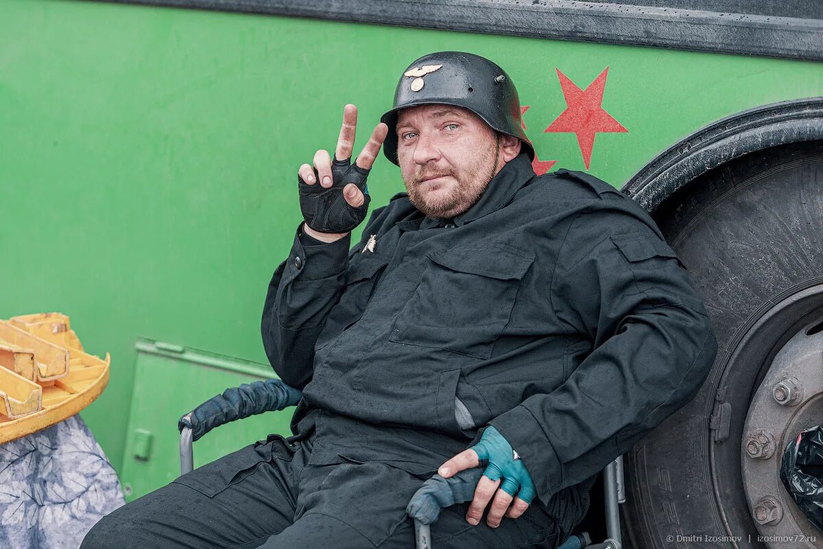 федор шилов каскадер. огненное шоу каскадеров. мастер панин шоу. константин адаев балабол. алексей облаков каскадер.