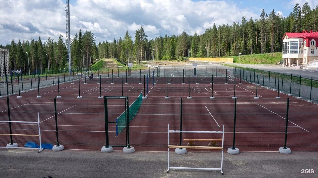 Гора долгая горнолыжный комплекс нижний тагил. Трамплинный комплекс аист нижний тагил. Аист горнолыжный комплекс нижний тагил. Трамплины нижний тагил аист. Аист горнолыжный комплекс нижний тагил.