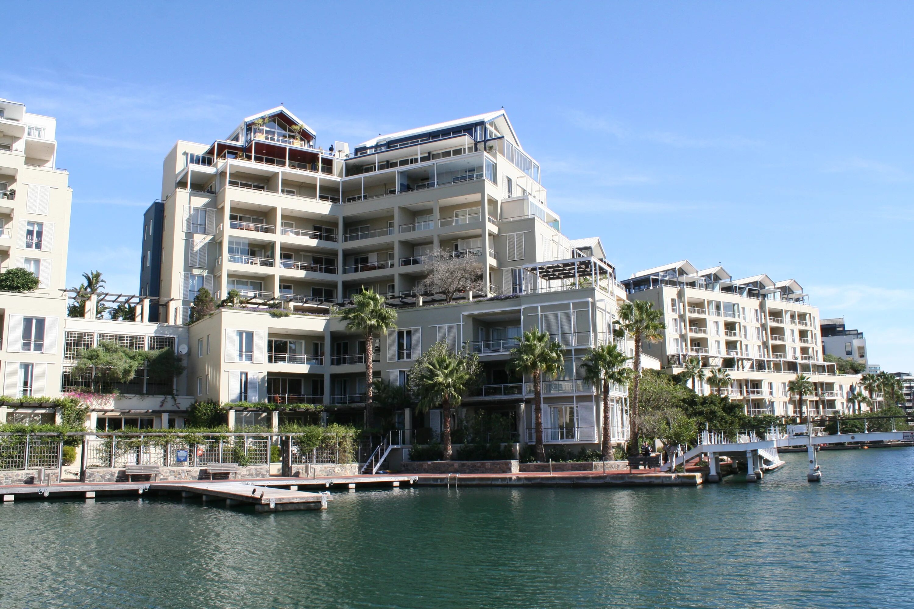 The first collection waterfront. Кейптаун район ватерфронт. кейптаун фото ватерфронт. grand kingsgate waterfront by millennium. waterfront townhomes near me.